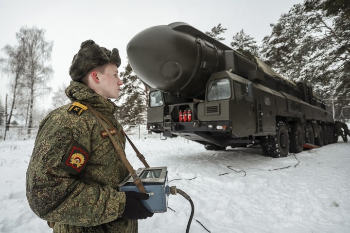Topol-mobile-missile-system-03