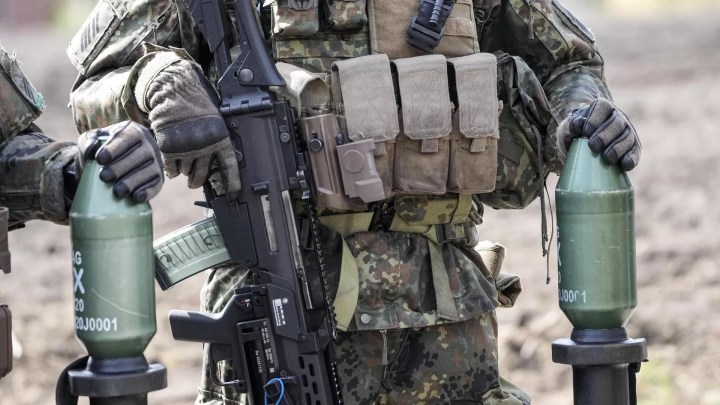 ap-sp-soldier-armarment